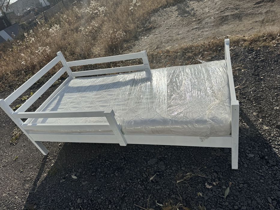 Продам детскую кровать