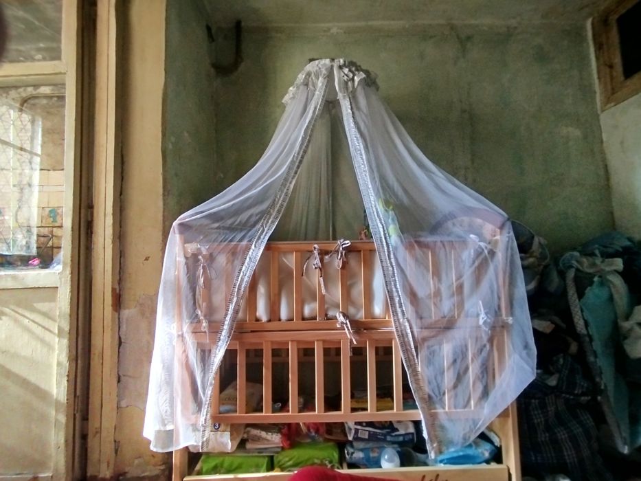 Детская кроватка