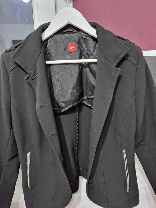 Palton  Olsen Nou negru  nr 38