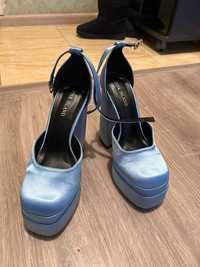 Срочно продается женская обувь "PINK ISLAND" Качество - ИДЕАЛЬНОЕ!