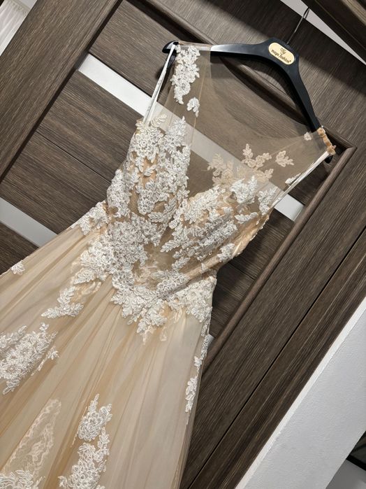 Vând rochie de mireasă