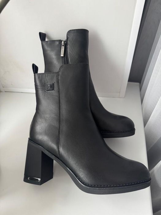 Женские зимние полусапожки новые, не подошел размер