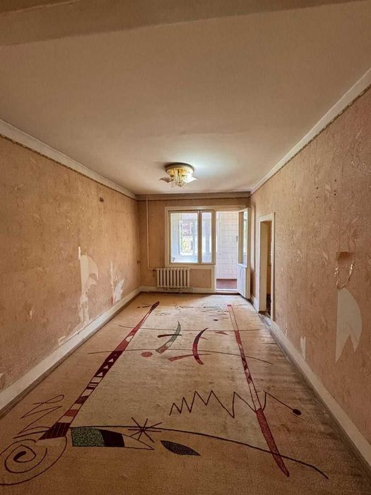 Юнусабад 4, 2в3/3/4 Продаётся квартира торец