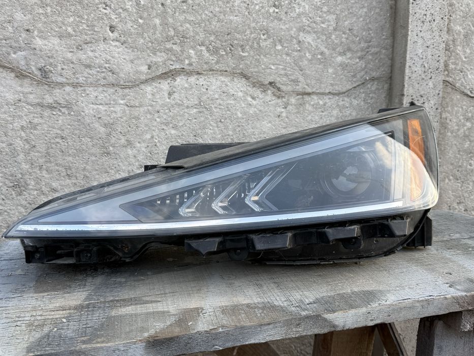 Хюндай Елантра американец левая фара оригинал