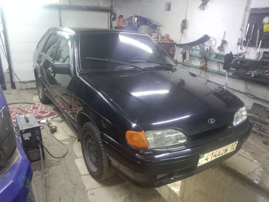 Ваз 2114        .