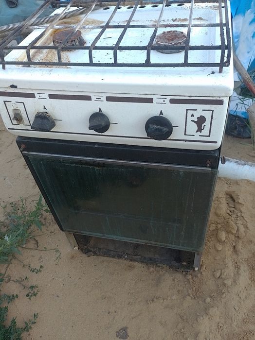 Продам газ плиту