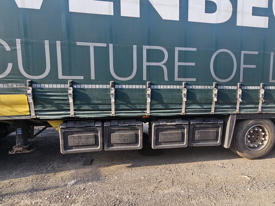 Semiremorca Schmitz 2014