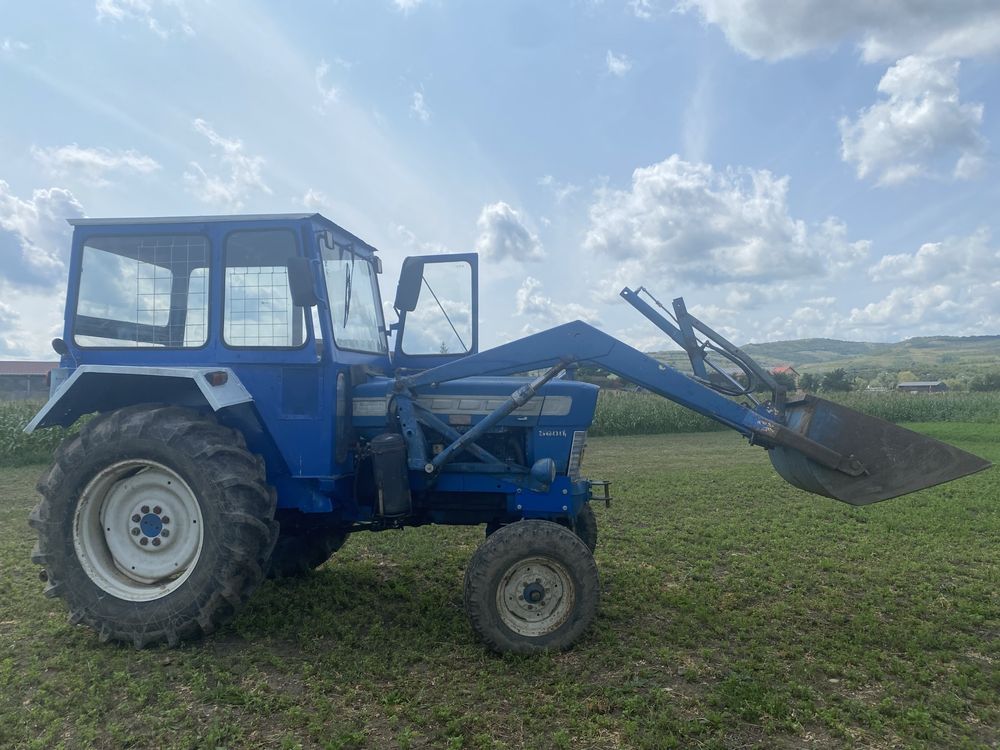 Tractor Ford 5000 super major