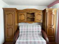 Mobilă dormitor din lemn masiv