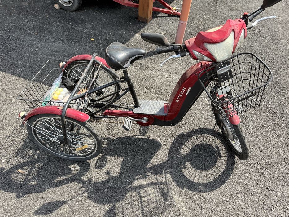 Tricicletă electrică Z-Tech cu coșuri transport – stare bună