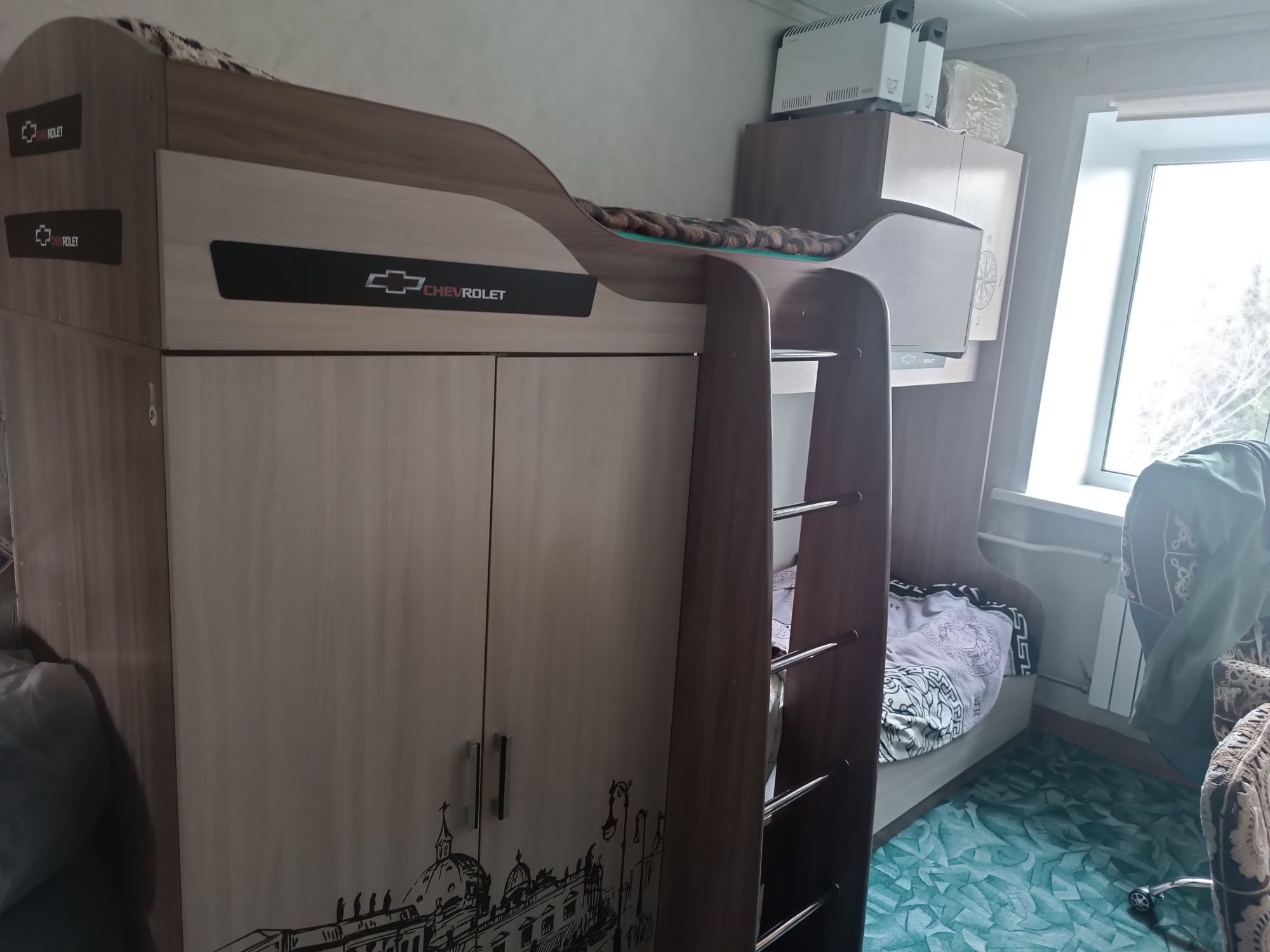 Продам двухъярусную кровать