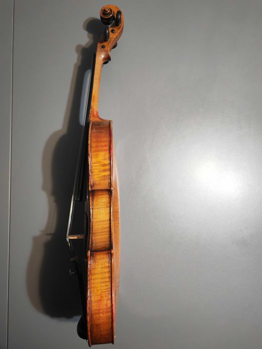 Vând vioara veche Copy of David Techler