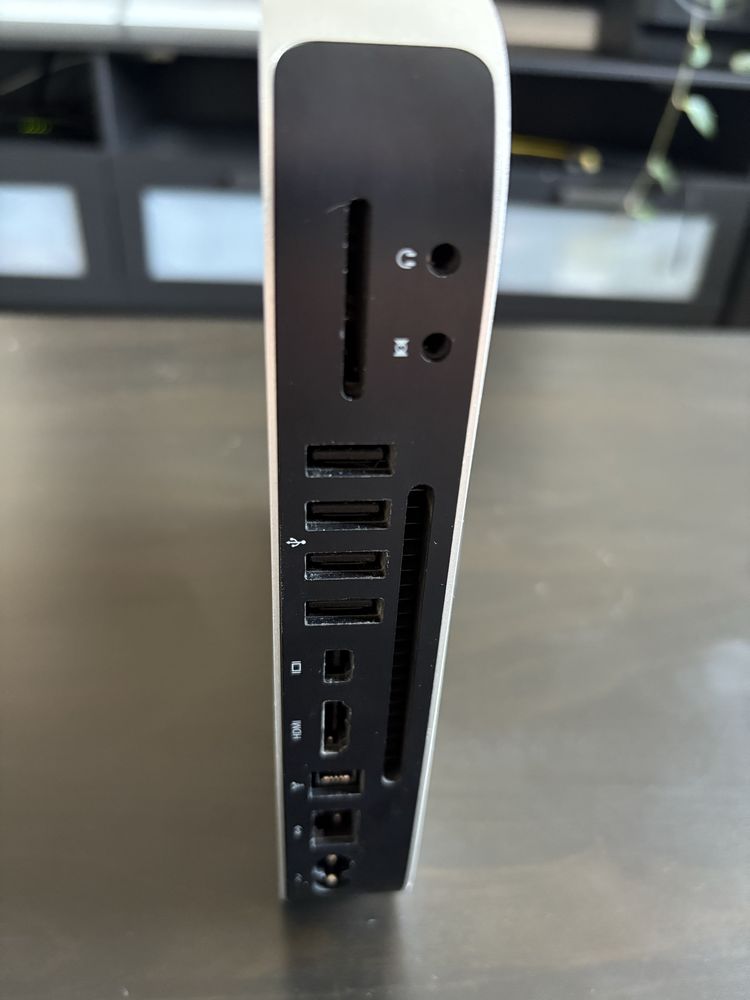 Macbook mini A1347