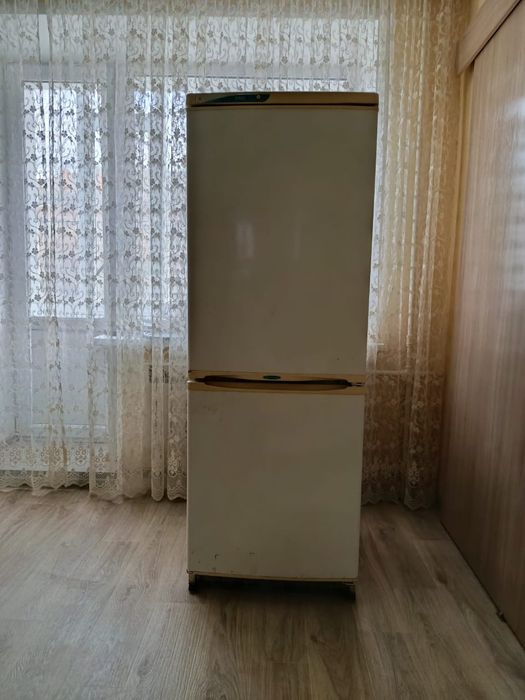 Продам холодильник.