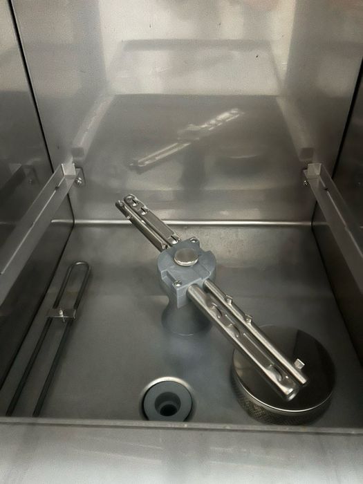 Професионална чашомиална