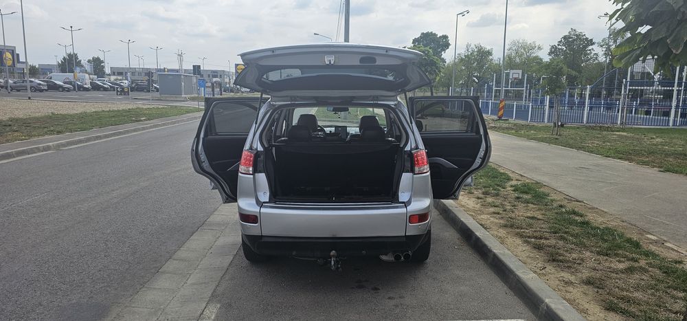 Citroen C-Crosser