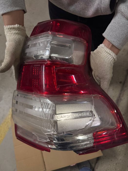 оригинал (япония) родная фара Prado 150