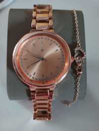 часовник 36 мм. розово злато с батерия