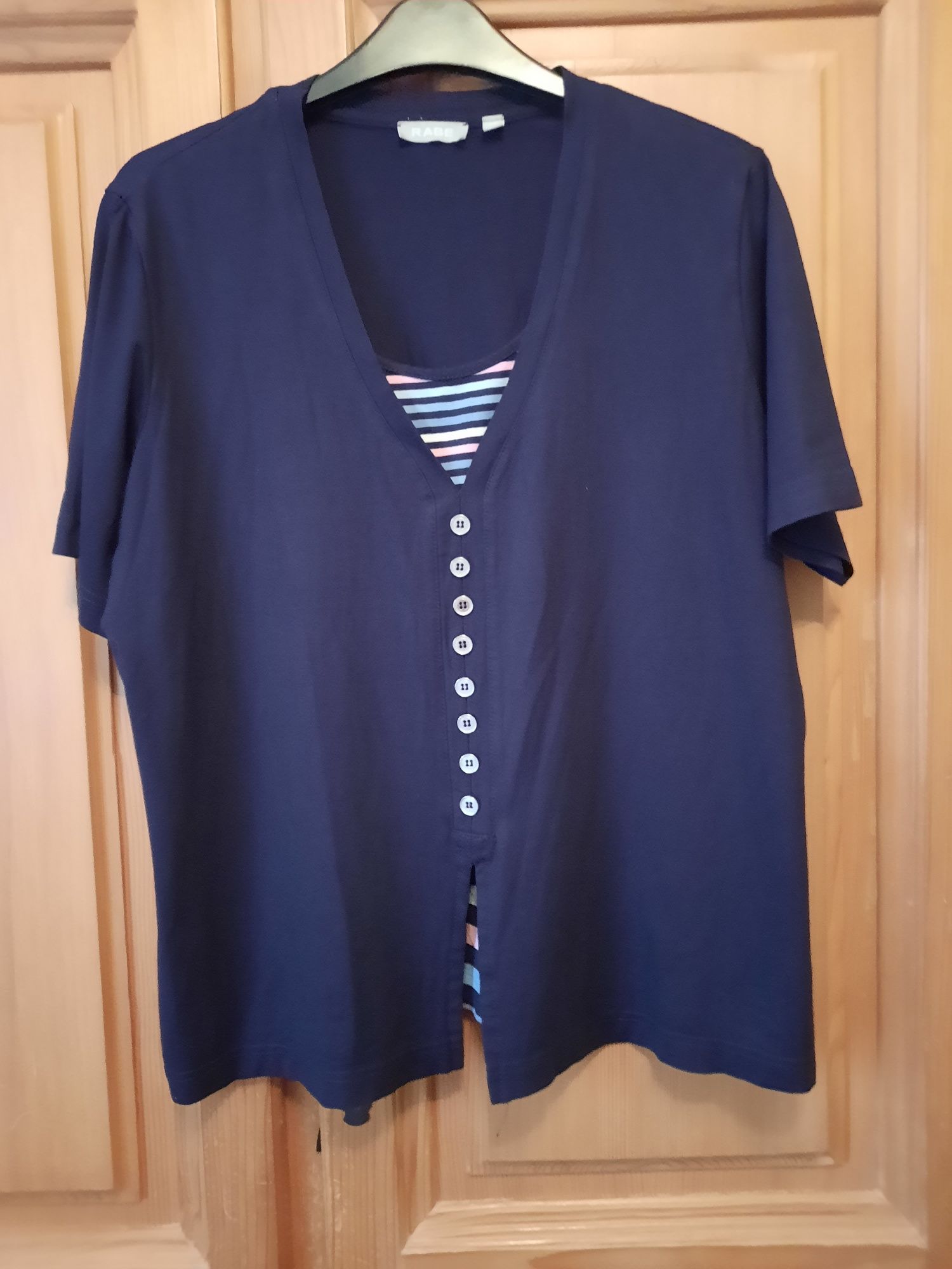 Bluza bleumarin cu aspect dublu mărimea 44