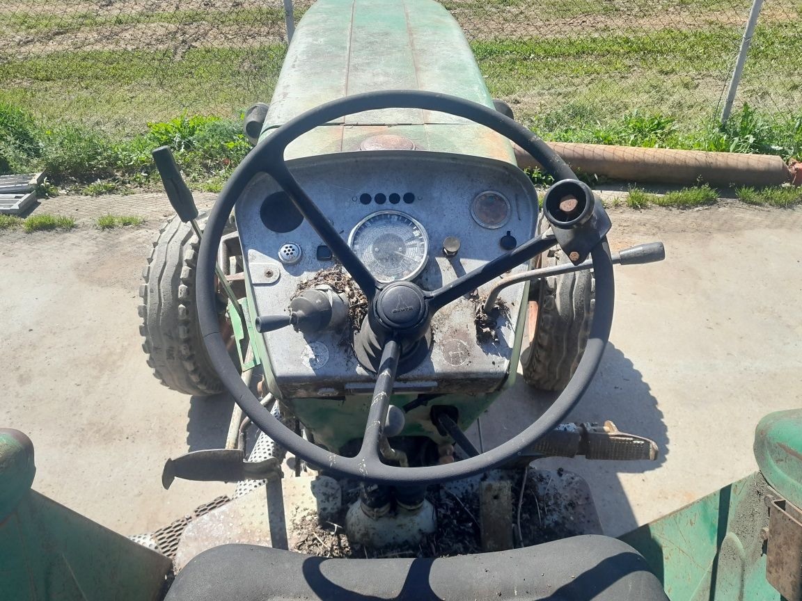 Tractor deutz 6006