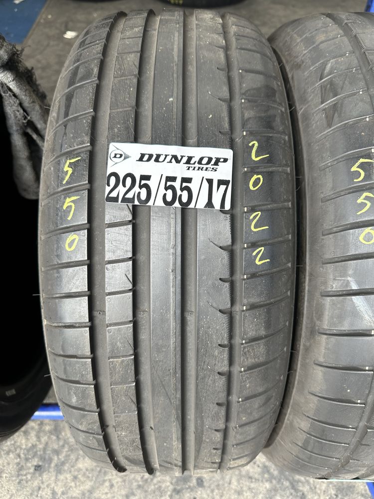 225/55/17 Dunlop
