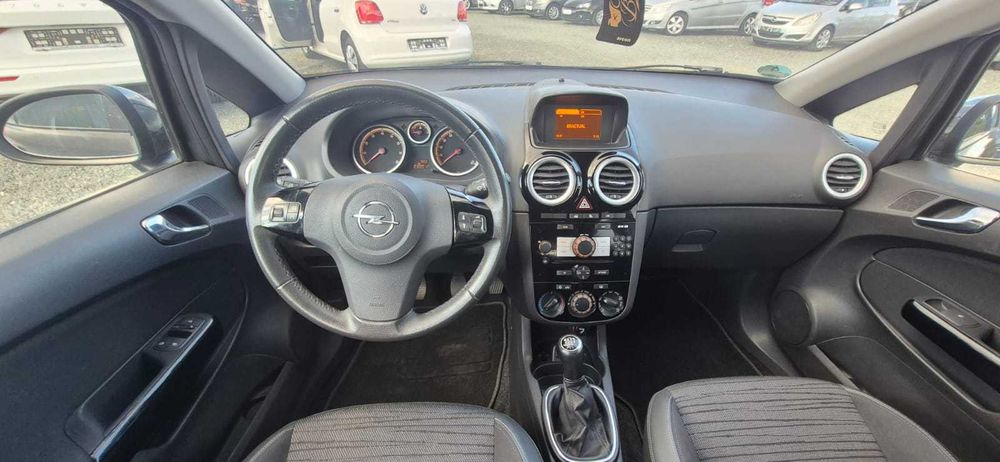 Opel Corsa 1.2 Benzina + Gaz 2014 Rate sau Cash