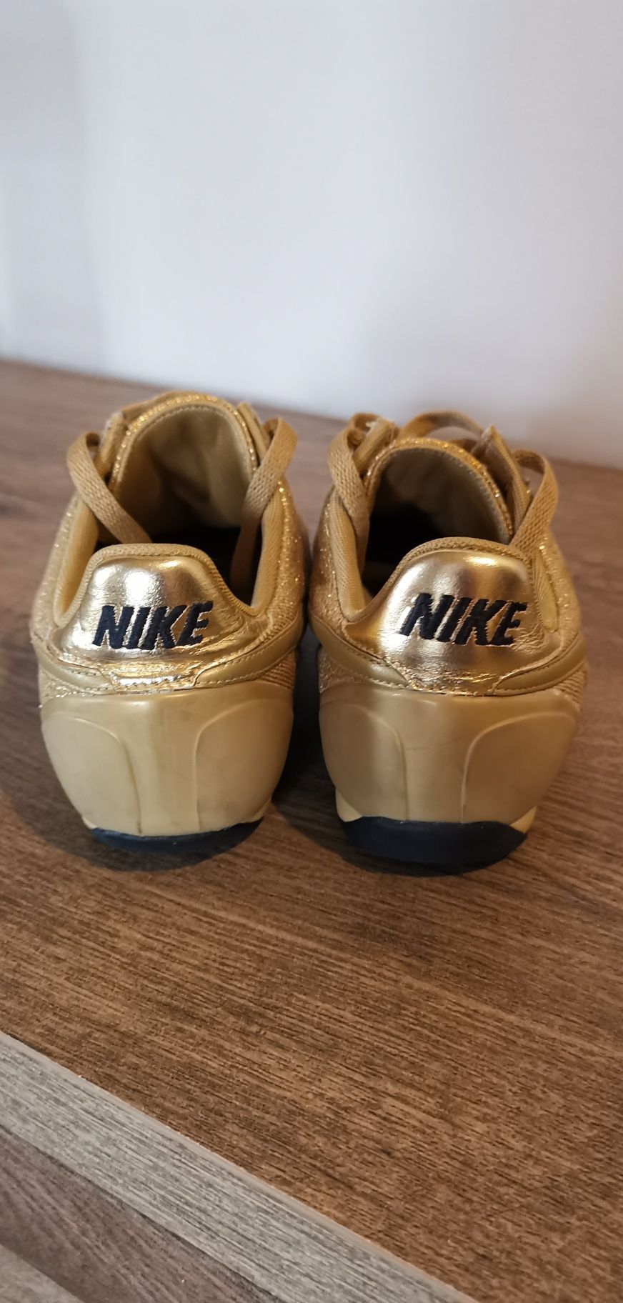 NIKE Gold Edition