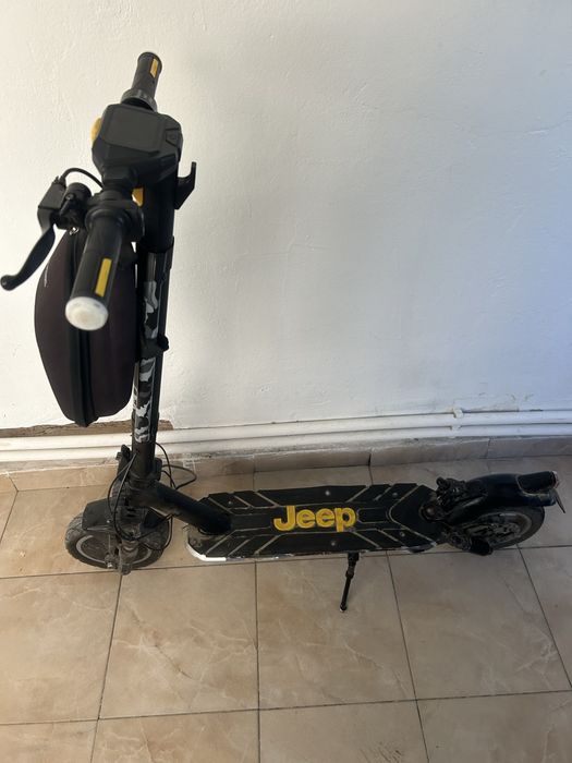 Trotineta electrica jeep xe 2