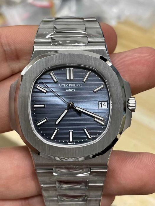 Patek Philippe Nautilus Silver Collectie v2