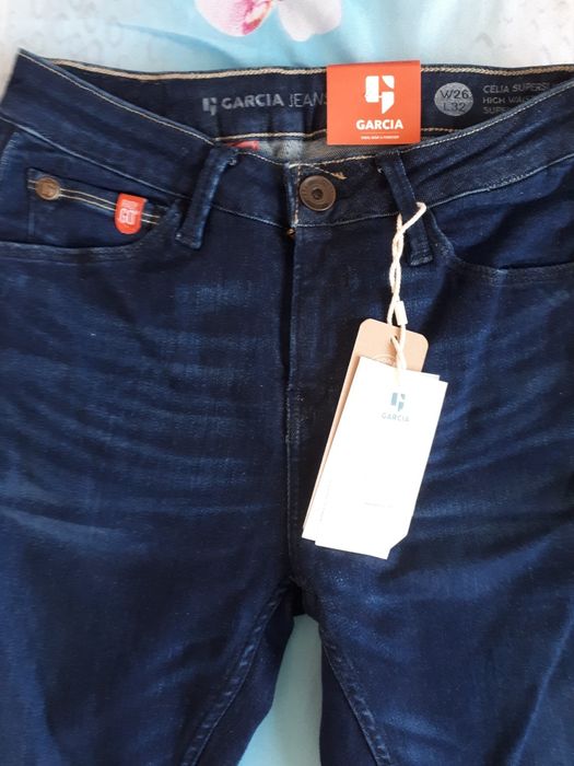 Blugi skinny noi ( 31cm in talie)