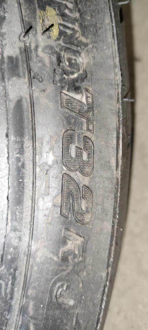 Гуми за мотор Bridgestone Batlax T32
