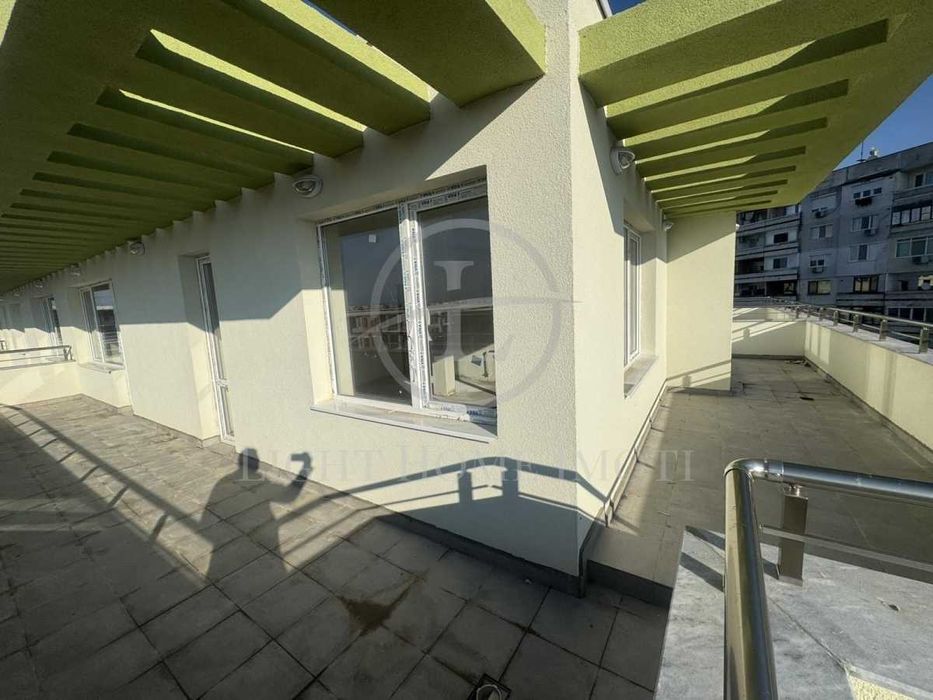 Продава се Тристаен апартамент в Пловдив, Център - 120 кв.м за 1000 €/кв.м - Снимка #8