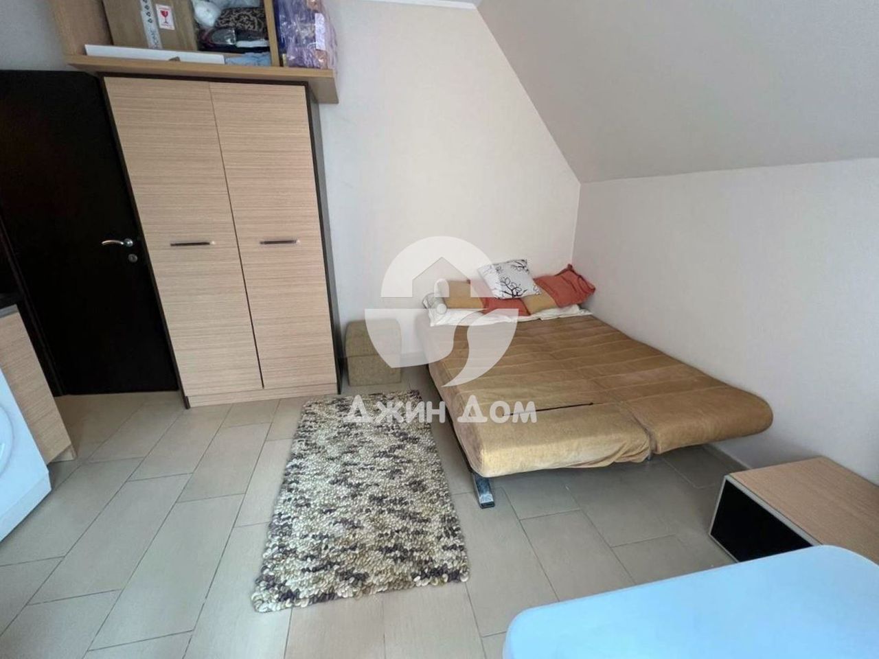 Продава се Едностаен апартамент в к.к. Слънчев бряг - 45 кв.м за 945 €/кв.м - Снимка #1