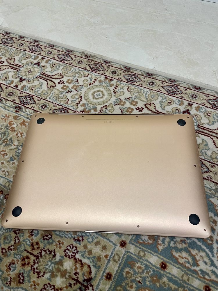 Macbook Air 2020 13” Gold