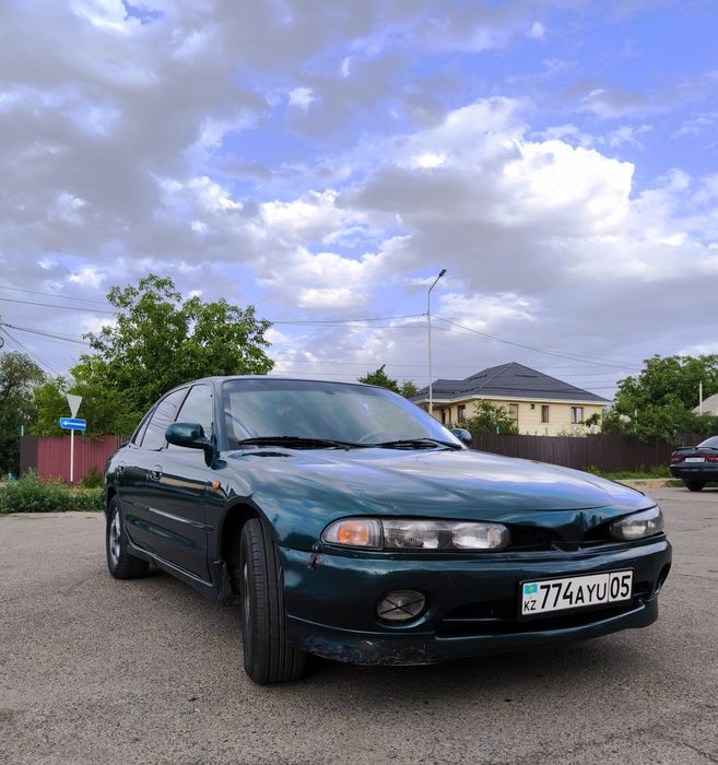 Mitsubishi Galant