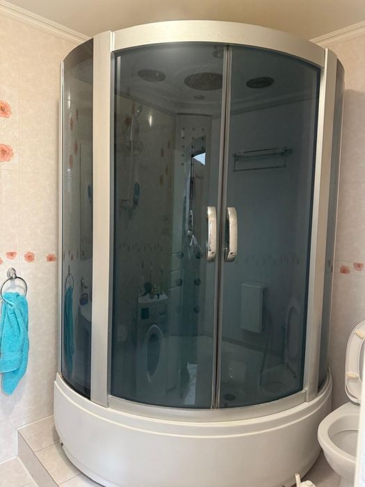 Продам душевую кабину