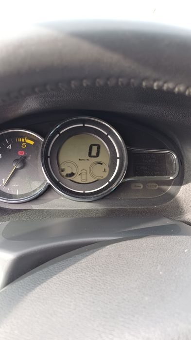 4200 Euro negociabil