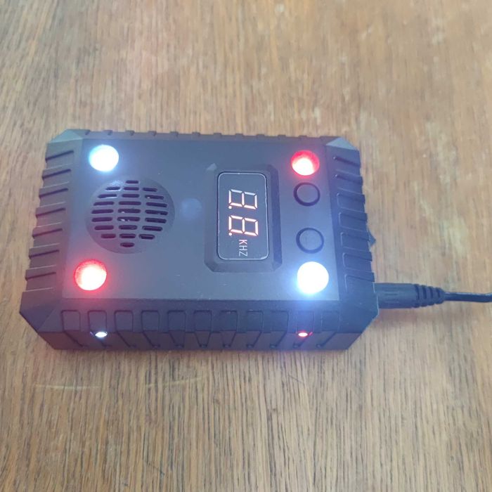 Aparat anti rozatoare cu ultrasunete pentru autovehicule