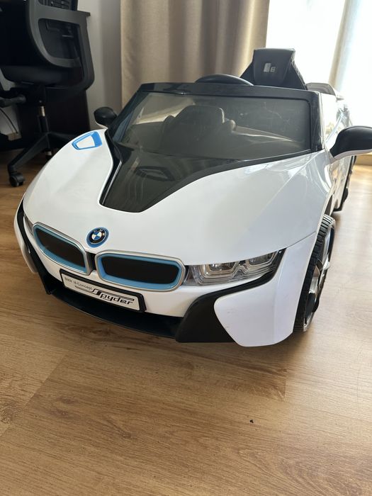 Детско електрическо BMW i8