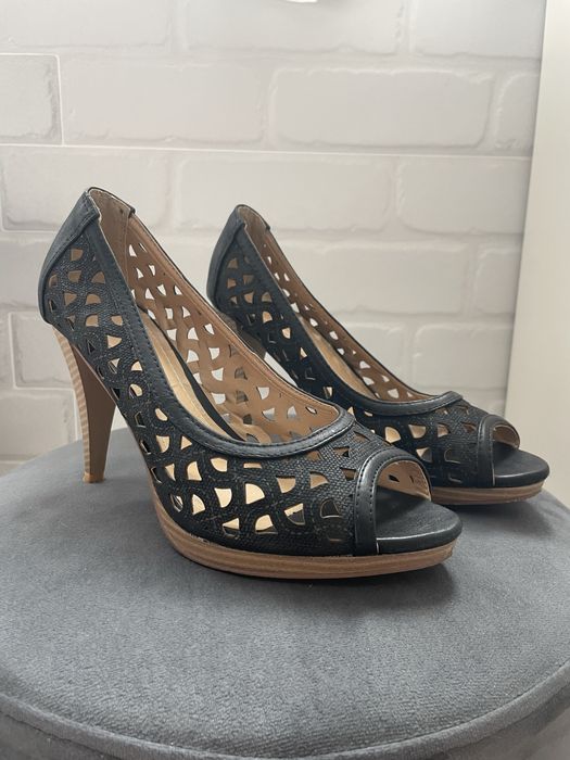 Обувки на ток за лятото