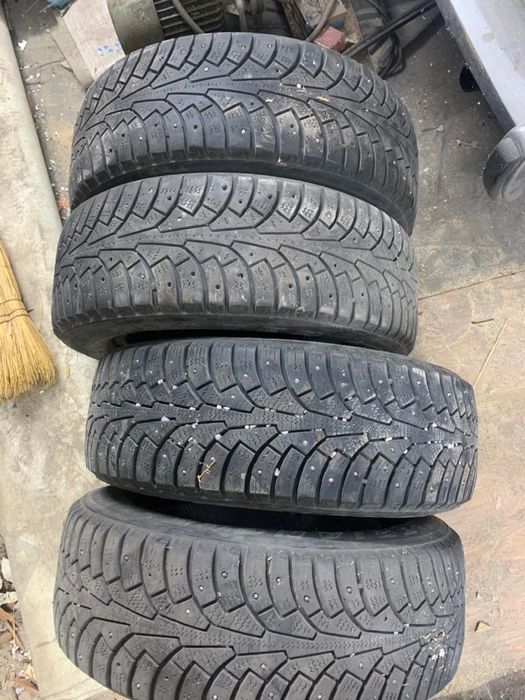 Продам резину r14 шипованная