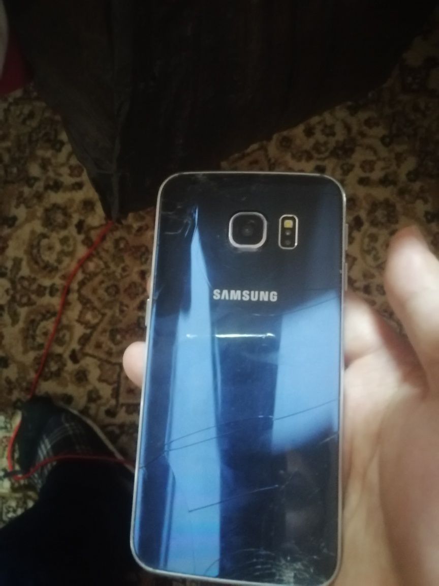 Продаётся Samsung galaxy s6 edge