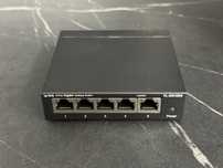 Switch TP-Link TL-SG105S 5-Port Gigabit – Ca nou, cu alimentator