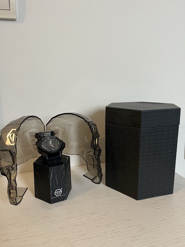Часовник Philipp Plein