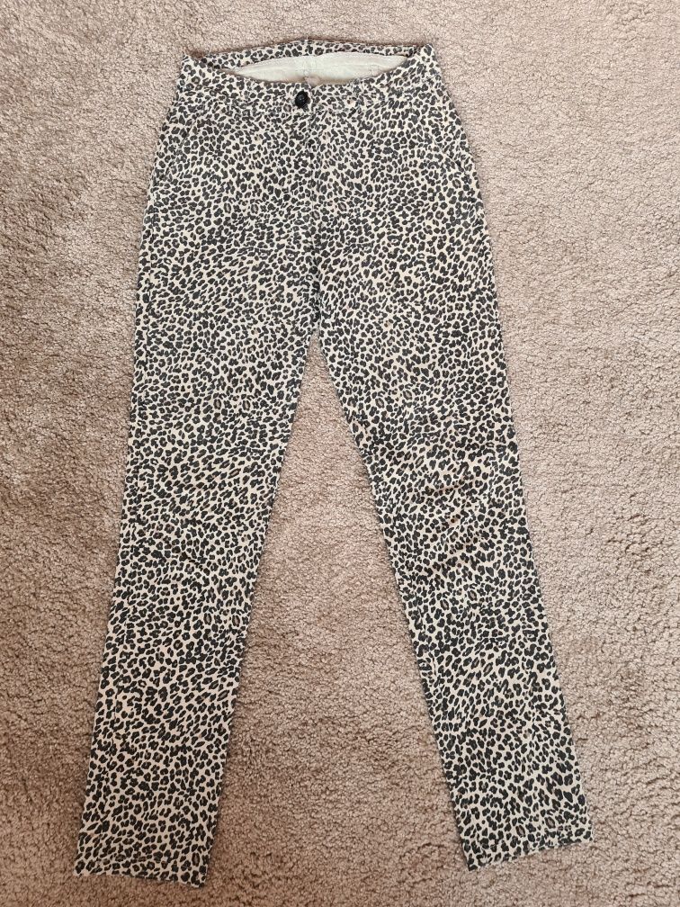 Леопардов еластичен панталон