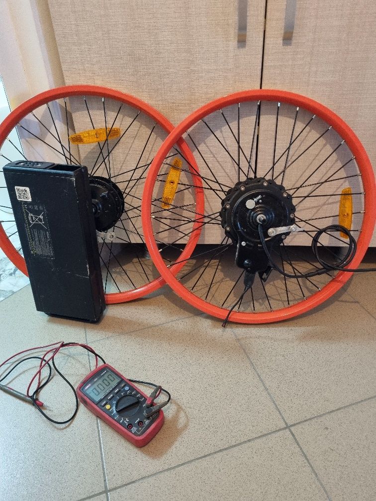 Bicicleta  set roți 24 electrica 24"