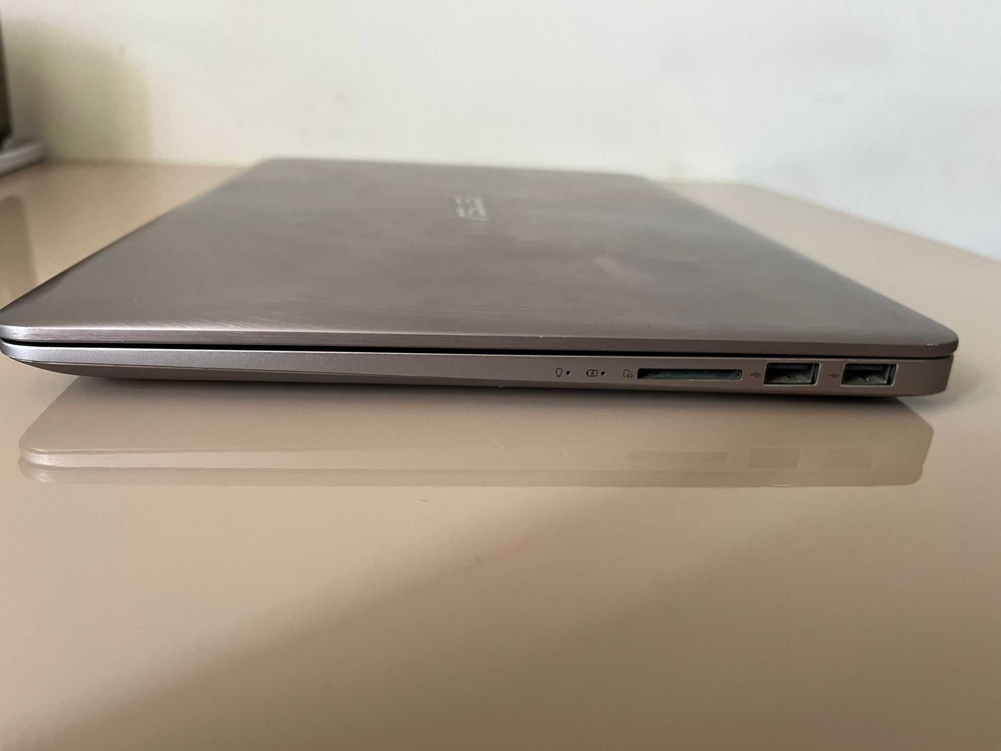 Laptop Asus i7 generația 7