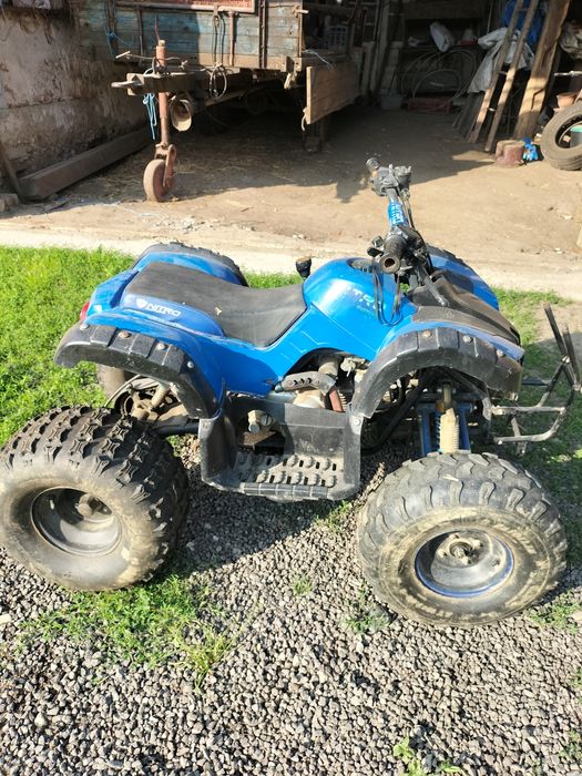 Vând Atv in 4 timpi funcțional