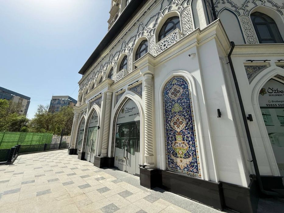 Улица Бабура Ж/К Узбегим Продается Нежилой Ремонт Коробка