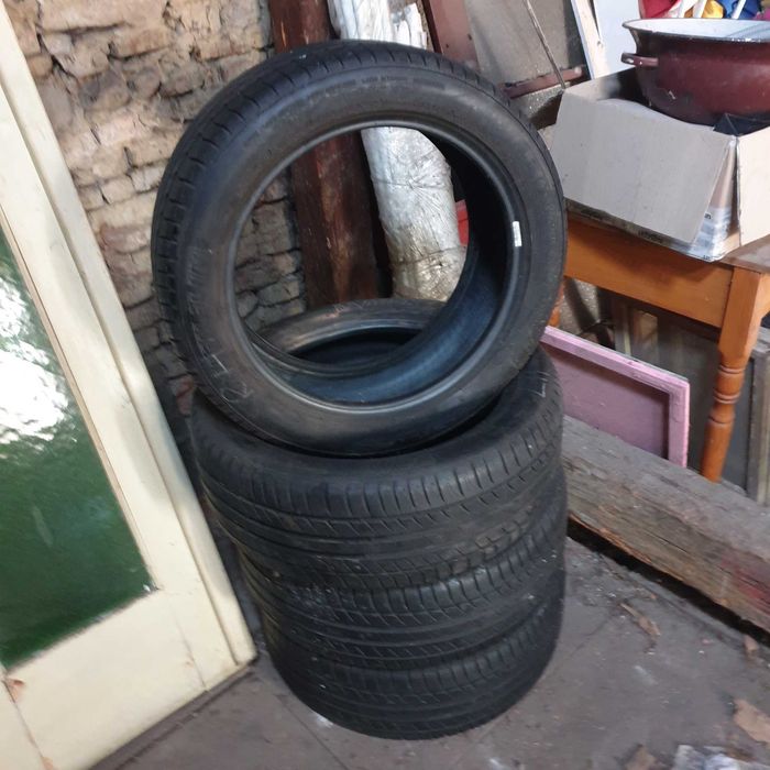 Michelin,215/50 R17